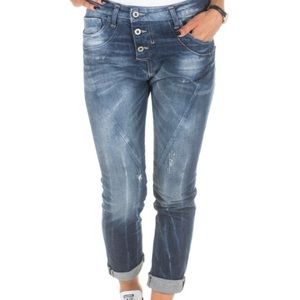 Please Italian jeans brand new